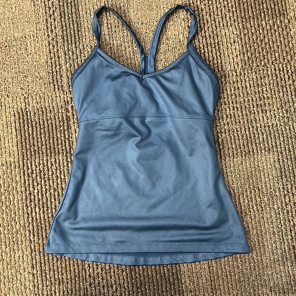 Alo Yoga REFLECTION Blue Glossy Tank size S - Picture 6 of 9